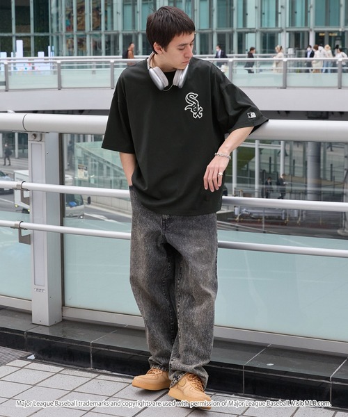 MLB（メジャーリーグベースボール）の「MLB/メジャーリーグベースボール 別注 ロゴ刺繍バックデザイン ビッグシルエットオーバーサイズ半袖Tシャツ（Tシャツ/カットソー・メンズ・スミクロ/ネイビー/ダークブラウン/ホワイト/ライトグレー・S/M/L）」の10枚目の写真