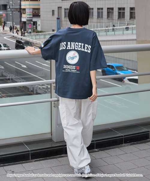 MLB  刺繍ロゴ　ベースボールシャツ MLB tシャツ MLB/メジャーリーグベースボール 別注 ワッペン刺繍