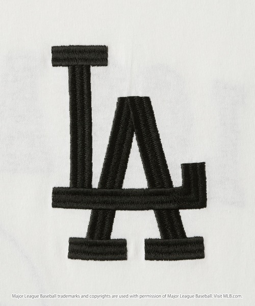 MLB（メジャーリーグベースボール）の「MLB/メジャーリーグベースボール 別注 ロゴ刺繍バックデザイン ビッグシルエットオーバーサイズ半袖Tシャツ（Tシャツ/カットソー・メンズ・スミクロ/ネイビー/ダークブラウン/ホワイト/ライトグレー・S/M/L）」の20枚目の写真