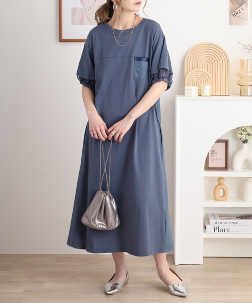 EGLANTINE(エグランティーヌ)の「EGLANTINE 素材切り替えカットソーワンピース 半袖ロングワンピース(ワンピース・レディース・グレイッシュブルー/カーキ/ブラック/ダークグリーン/レンガ・40)」の4枚目の写真