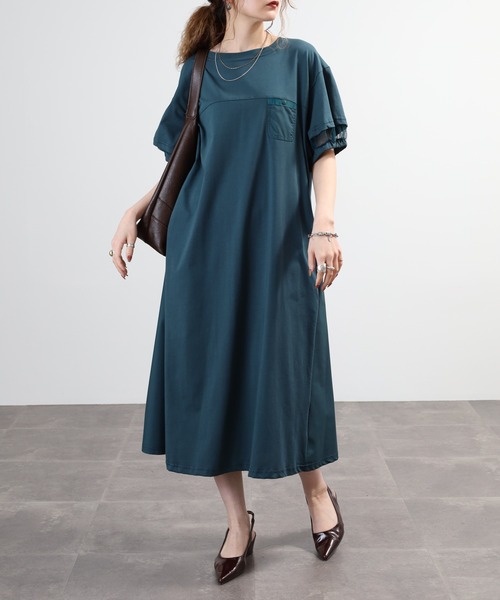 EGLANTINE(エグランティーヌ)の「EGLANTINE 素材切り替えカットソーワンピース 半袖ロングワンピース(ワンピース・レディース・グレイッシュブルー/カーキ/ブラック/ダークグリーン/レンガ・40)」の1枚目の写真