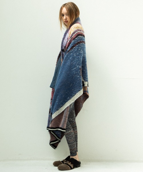 STOF(ストフ)の「STOF/ストフ/STAR MOHAIR KNIT BLANKET(ストール/ショール・メンズ・ブラック/ブルー・FREE)」の6枚目の写真