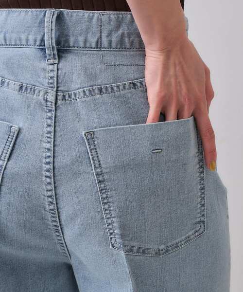 OPAQUE.CLIP(オペークドットクリップ)の「ストレッチライトオンスワイドデニム【洗濯機洗い可】(デニムパンツ・レディース・ライトブルー/ブルー系その他・40/38/42)」の17枚目の写真