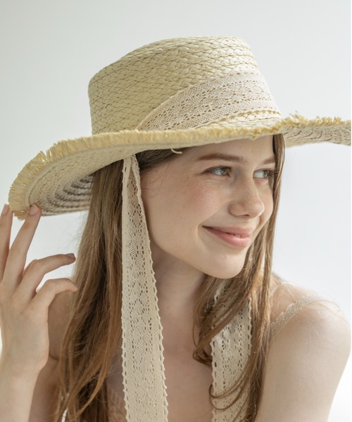 MAISON BREEZE(メゾンブリーズ)の「【MAISON BREEZE】レースリボン付き麦わら帽子 KNF-TP(ハット・レディース・ベージュ/アイボリー・FREE)」の1枚目の写真