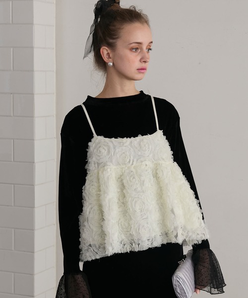 BONLECILL noir（ボンルシールノワール）の「【BONLECILL noir】フラワーチュールキャミソールビスチェ（キャミソール・レディース・ブラック/アイボリー・FREE）」の2枚目の写真