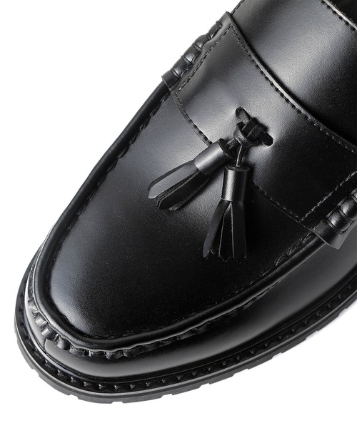 London Shoe Make（ロンドンシューメイク）の「牛革 ＋4.0㎝ タンクソール タッセルローファー ミュール / London Shoe Make Oxford and Derby 9014（ローファー・メンズ・ブラック・S/M/L）」の8枚目の写真