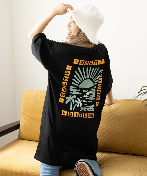 anap mimpi(アナップミンピ)の「SUN & SEA サーフプリントビッグTシャツワンピース(ワンピース・レディース・ブラウン/ブラック/キナリ/ブルー・FREE)」の2枚目の写真