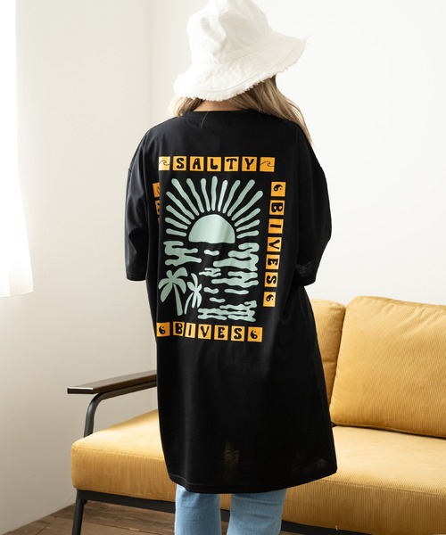 anap mimpi(アナップミンピ)の「SUN & SEA サーフプリントビッグTシャツワンピース(ワンピース・レディース・ブラウン/ブラック/キナリ/ブルー・FREE)」の11枚目の写真