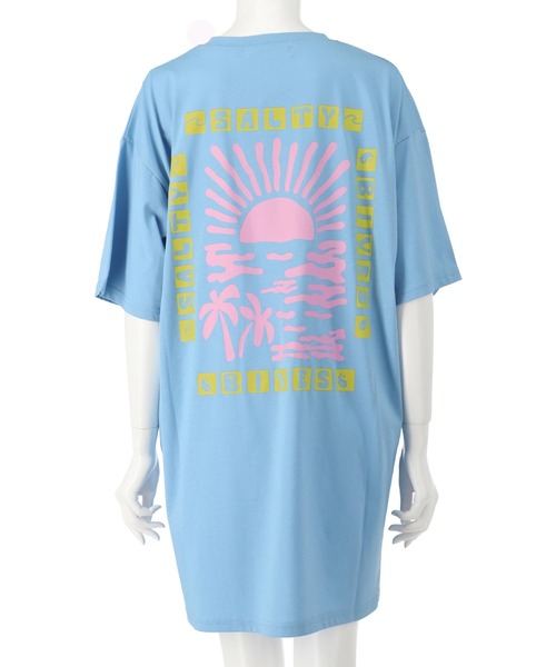 anap mimpi(アナップミンピ)の「SUN & SEA サーフプリントビッグTシャツワンピース(ワンピース・レディース・ブラウン/ブラック/キナリ/ブルー・FREE)」の15枚目の写真