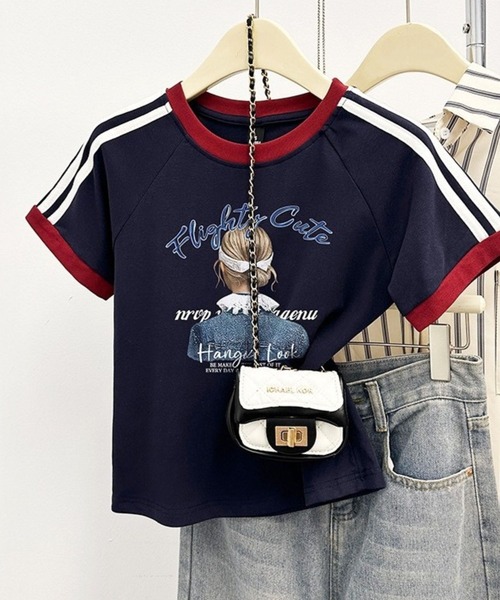 SPIGA(スピーガ)の「肩ラインgirl柄T(Tシャツ/カットソー・レディース・ベージュ/ブラック/ネイビー/レッド/ホワイト/ブルー系その他・SMALL/MEDIUM/LARGE/X-LARGE)」の5枚目の写真