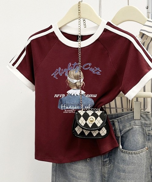 SPIGA(スピーガ)の「肩ラインgirl柄T(Tシャツ/カットソー・レディース・ベージュ/ブラック/ネイビー/レッド/ホワイト/ブルー系その他・SMALL/MEDIUM/LARGE/X-LARGE)」の6枚目の写真