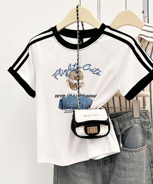 SPIGA(スピーガ)の「肩ラインgirl柄T(Tシャツ/カットソー・レディース・ベージュ/ブラック/ネイビー/レッド/ホワイト/ブルー系その他・SMALL/MEDIUM/LARGE/X-LARGE)」の2枚目の写真
