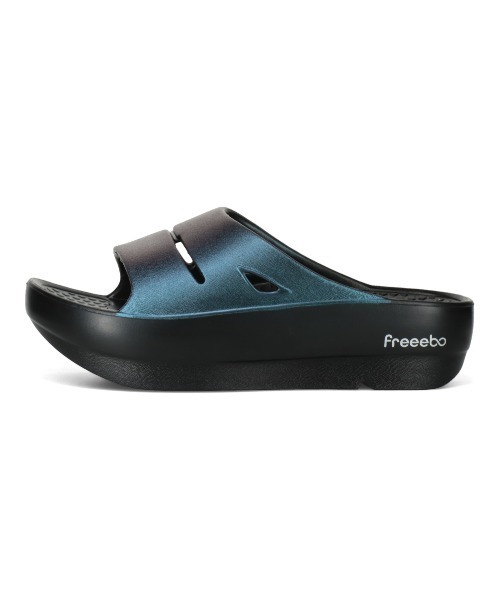 freeebo(フリーボ)の「【EC限定カラー】【freeebo】リカバリー風サンダル 厚底 一枚甲【S~L】(サンダル・レディース・ブラック×ブルー/ブラック×シルバー/ブラック×ピンク・S/M/L)」の11枚目の写真