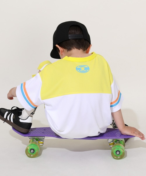 MINIONS（ミニオンズ）の「ミニオン ユニフォーム Tシャツ 0459K （ボトムス別売）（Tシャツ/カットソー・キッズ・イエロー/ブラック・140cm/100cm/120cm/130cm/110cm）」の11枚目の写真