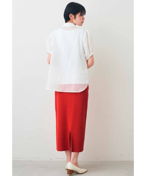 IEDIT(イディット)の「IEDIT 小森美穂子さんコラボ 接触冷感がうれしいシャリ感リブニットスカート(スカート・レディース・ブルー/チャコールグレー/レッド・M/L/LL/3L/S/4L)」の12枚目の写真