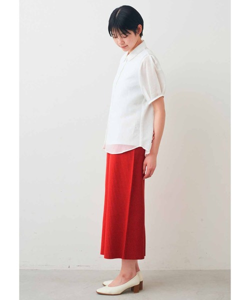 IEDIT(イディット)の「IEDIT 小森美穂子さんコラボ 接触冷感がうれしいシャリ感リブニットスカート(スカート・レディース・ブルー/チャコールグレー/レッド・M/L/LL/3L/S/4L)」の11枚目の写真