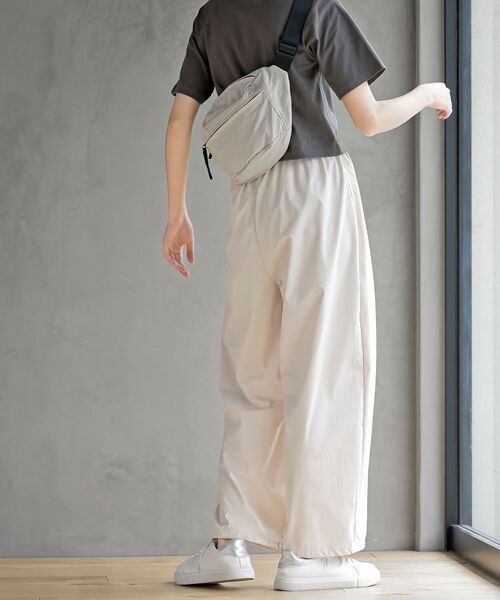 rps（アールピーエス）の「リラックスワイドパンツ（その他パンツ・レディース・アイボリー/ネイビー・フリー）」の5枚目の写真