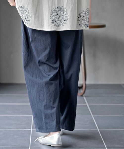 rps（アールピーエス）の「リラックスワイドパンツ（その他パンツ・レディース・アイボリー/ネイビー・フリー）」の18枚目の写真