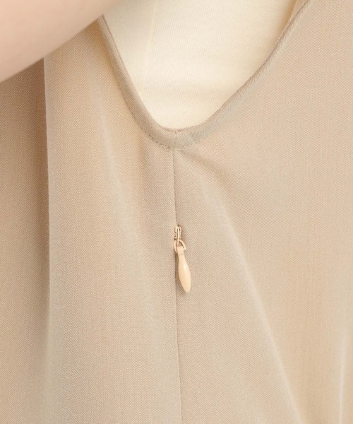 Andemiu(アンデミュウ)の「アシメカシュクール風フレンチスリーブワンピース574483(シャツワンピース・レディース・ベージュ/ネイビー/ブルー・FREE)」の12枚目の写真