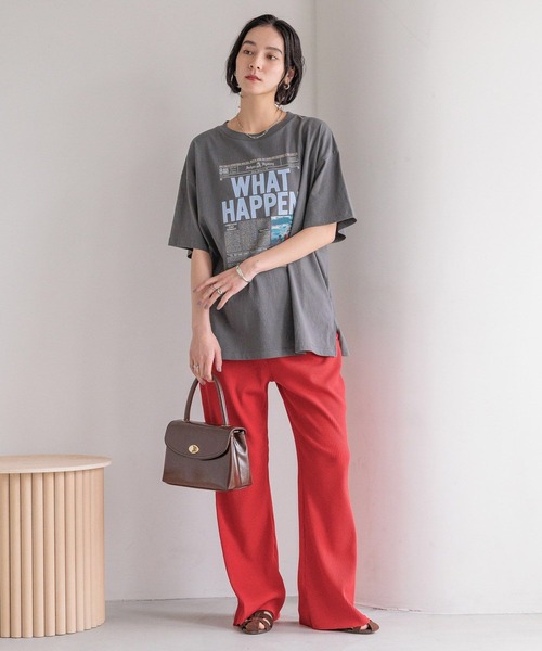 LOWRYS FARM（ローリーズファーム）の「ＮＥＷＳ　ＰＡＰＥＲ　ＴＥＥ　 576808（Tシャツ/カットソー・レディース・チャコールグレー/ホワイト/ブルー・FREE）」の10枚目の写真