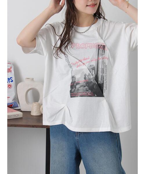 ehka sopo(エヘカソポ)の「プリントタックTシャツ(Tシャツ/カットソー・レディース・サックスブルー/オフホワイト/ブラック/ピンク・F)」の6枚目の写真