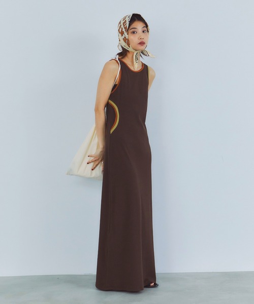 LIENCOEUR（リアンクール）の「バイカラーデザインワンピース（ワンピース・レディース・ブラウン/ブラック/グレー・FREE）」の3枚目の写真