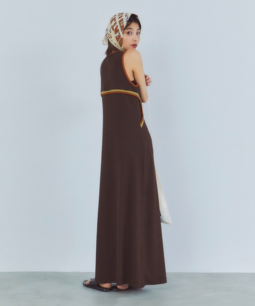 LIENCOEUR（リアンクール）の「バイカラーデザインワンピース（ワンピース・レディース・ブラウン/ブラック/グレー・FREE）」の16枚目の写真