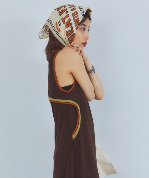 LIENCOEUR（リアンクール）の「バイカラーデザインワンピース（ワンピース・レディース・ブラウン/ブラック/グレー・FREE）」の19枚目の写真