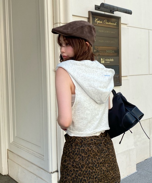 RAY CASSIN(レイカズン)の「フード付きノースリZIPパーカー(Tシャツ/カットソー・レディース・ブラック/グレー/ホワイト系その他・FREE)」の14枚目の写真