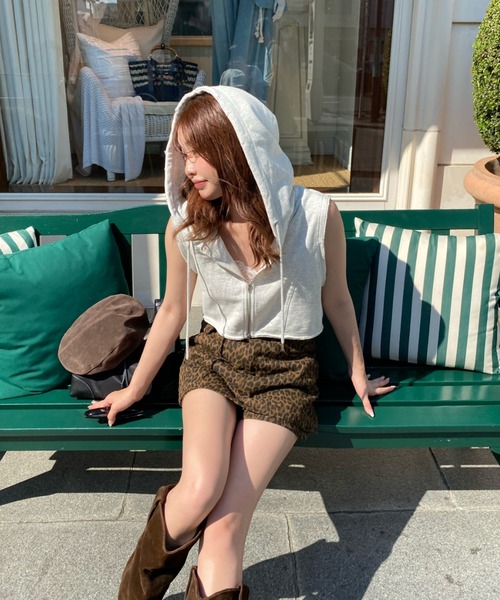 RAY CASSIN(レイカズン)の「フード付きノースリZIPパーカー(Tシャツ/カットソー・レディース・ブラック/グレー/ホワイト系その他・FREE)」の16枚目の写真