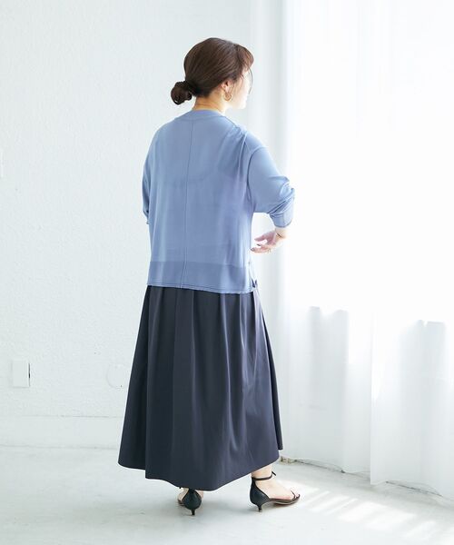 le.coeur blanc（ルクールブラン）の「《手洗い可能》ハイゲージワイドVネックカーディガン（カーディガン/ボレロ・レディース・グレイッシュベージュ/ブルー/ブラウン/ピンク・38）」の13枚目の写真