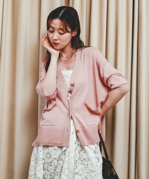 le.coeur blanc（ルクールブラン）の「《手洗い可能》ハイゲージワイドVネックカーディガン（カーディガン/ボレロ・レディース・グレイッシュベージュ/ブルー/ブラウン/ピンク・38）」の21枚目の写真