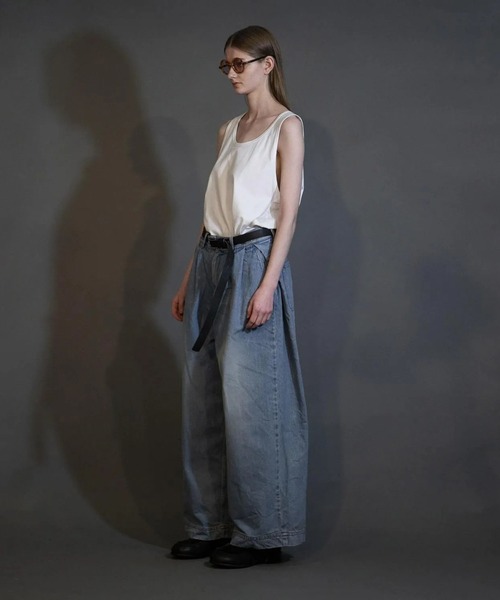 my beautiful landlet（マイビューティフルランドレット）の「【my beautiful landlet】12oz DENIM TUCK WIDE PANTS（USED）（デニムパンツ・メンズ・ブラック/インディゴブルー・0/1/2）」の7枚目の写真