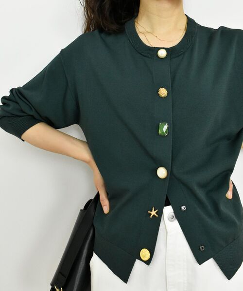 le.coeur blanc（ルクールブラン）の「TORRAZZO DONNA ビジューカーディガン（カーディガン/ボレロ・レディース・ブラウン/グリーン/ライトベージュ・38）」の7枚目の写真