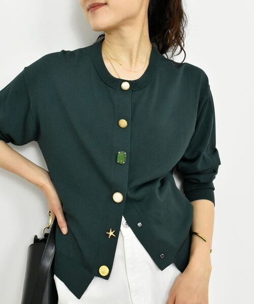 le.coeur blanc（ルクールブラン）の「TORRAZZO DONNA ビジューカーディガン（カーディガン/ボレロ・レディース・ブラウン/グリーン/ライトベージュ・38）」の9枚目の写真