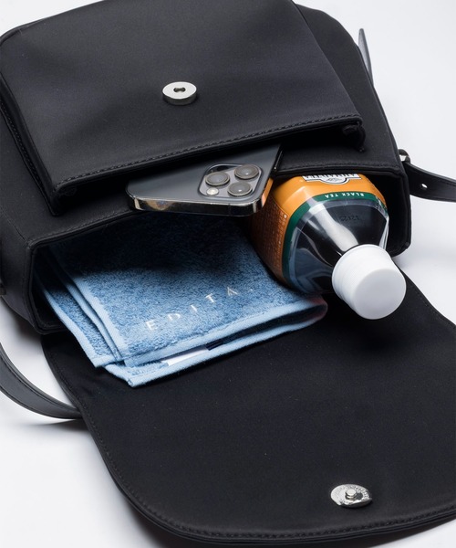 EDITA.（エディータ）の「Round pocket hand bag コンパクト / ペットボトル収納可（ハンドバッグ・レディース・オリーブ/ブラック・FREE）」の16枚目の写真