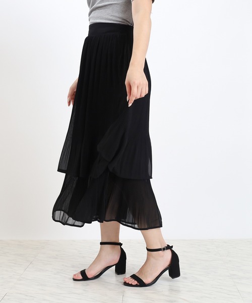 TRUDEA(トルディア)の「プリーツティアードスカート(花柄・無地)(スカート・レディース・ブラック/ベージュ/ライトグレー・MEDIUM)」の13枚目の写真