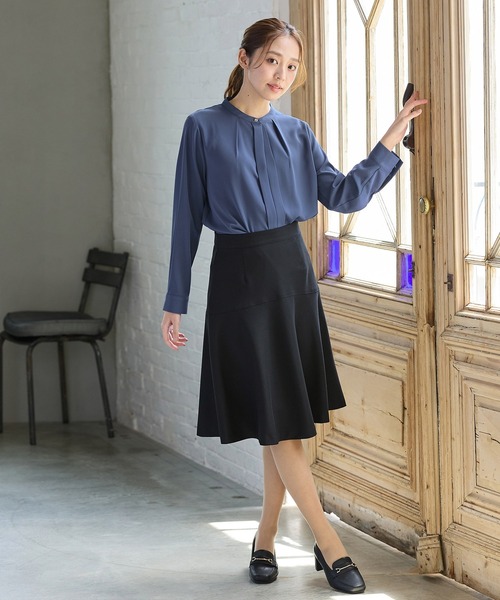 Honeys（ハニーズ）の「バンドカラーブラウス（シャツ/ブラウス・レディース・ブラウン/グレイッシュブルー/アイボリー/グレイッシュベージュ/ブラック・3L/L/LL/M/S）」の13枚目の写真