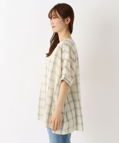 one'sterrace(ワンズテラス)の「ラインチェック 5分袖ブラウス(シャツ/ブラウス・レディース・ダークブラウン系8/アイボリー系8/グレー系その他7・02)」の16枚目の写真