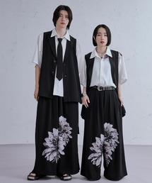 Ellno Loset（エルノロゼット）の「フラワーモチーフプリントパンツ SET UP対応（その他パンツ）」