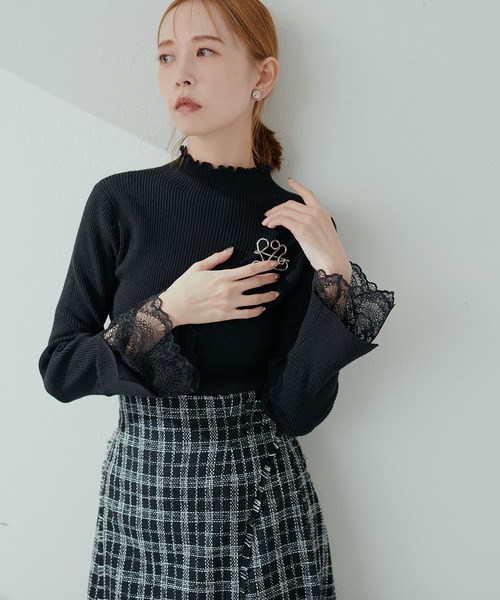 natural couture（ナチュラルクチュール）の「袖口レースもちもちリブタートル（ニット/セーター・レディース・ベージュ系その他/ピンク/ブラック/サックスブルー/ブラック系その他/チャコールグレー/オフホワイト・FREE）」の3枚目の写真