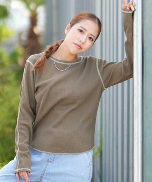 ムラサキスポーツ(ムラサキスポーツ)の「RIKKA FEMME/リッカファム サーマルロンT RF25FW04(Tシャツ/カットソー・レディース・ネイビー/ホワイト/カーキ・M/L/S/M)」の3枚目の写真