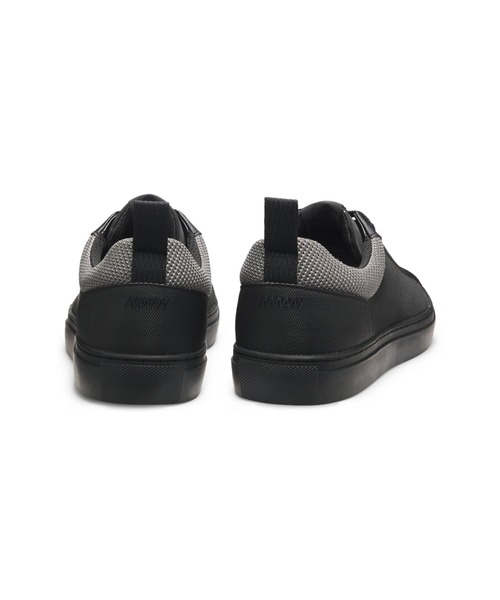 HUGO(ヒューゴ)の「フェイクヌバック スニーカー メッシュカラー(スニーカー・メンズ・ブラック・45/44/42/40/43/41/39)」の2枚目の写真