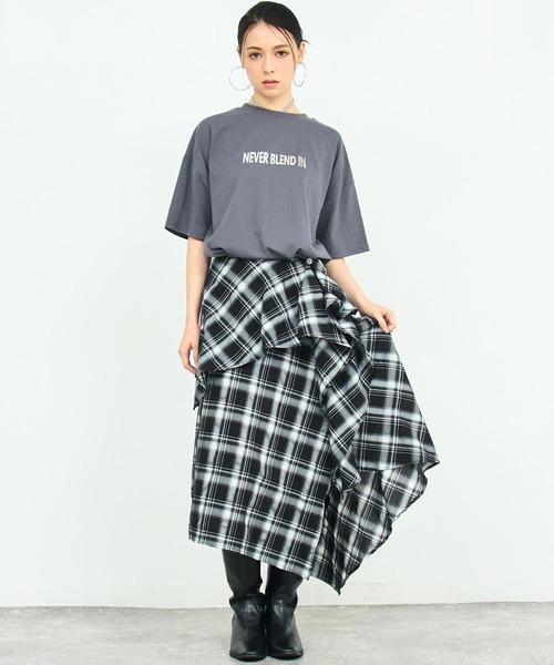 ANAP(アナップ)の「箔 プリント オーバー サイズ Tシャツ(Tシャツ/カットソー・レディース・ホワイト/ダークグレー・FREE)」の9枚目の写真