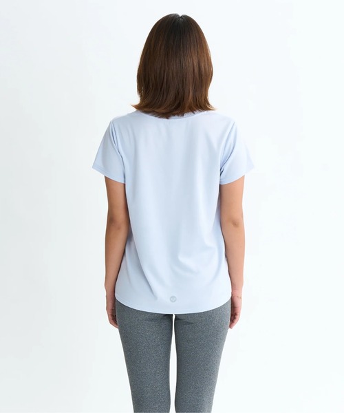 ROXY(ロキシー)の「ACTIVE LIFE TEE/ロキシー水陸両用速乾UVケアフロントプリント半袖Tシャツ(水着)(Tシャツ/カットソー・レディース・ブラック/ミント/グレー/ホワイト・LARGE/MEDIUM/SMALL)」の16枚目の写真