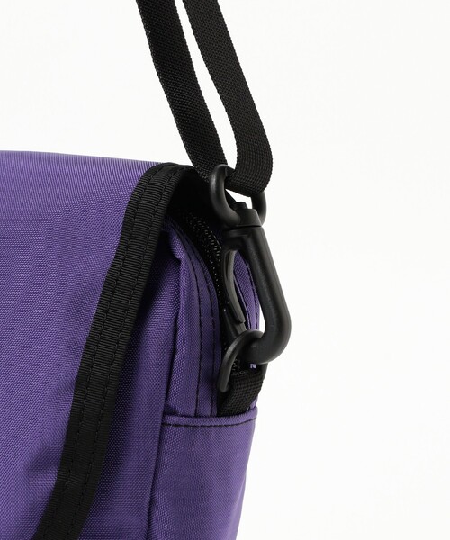 GREGORY（グレゴリー）の「GREGORY / LAUGHING SHOULDER（ショルダーバッグ・レディース・ブラック/パープル・ONE SIZE）」の9枚目の写真