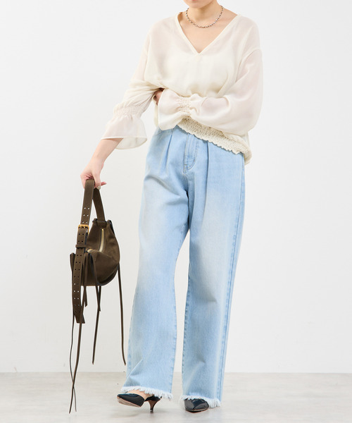 SOFFITTO（ソフィット）の「深Vネックブラウス（シャツ/ブラウス・レディース・ブラック/オフホワイト・FREE）」の20枚目の写真