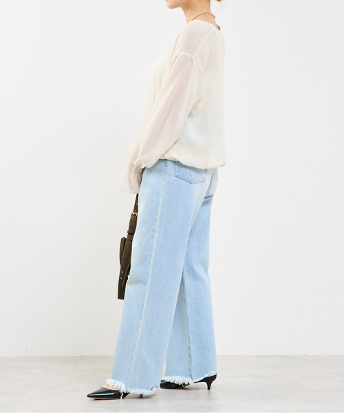 SOFFITTO（ソフィット）の「深Vネックブラウス（シャツ/ブラウス・レディース・ブラック/オフホワイト・FREE）」の21枚目の写真