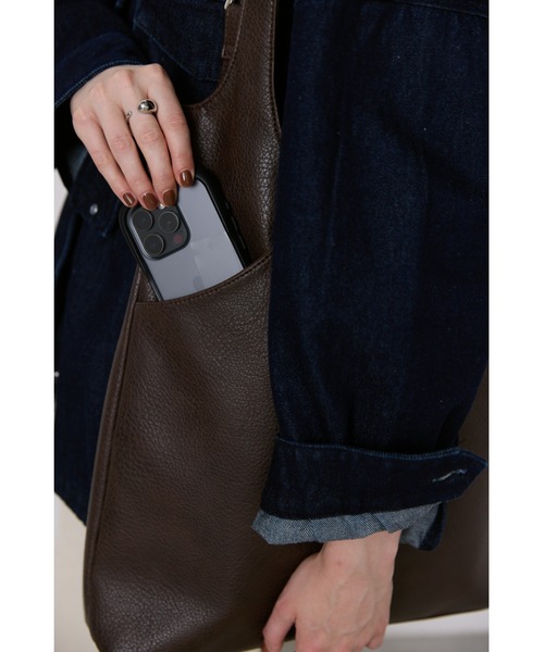 シボ革ベルトハンドルトート / A4サイズ、PC（14inch）収納可能