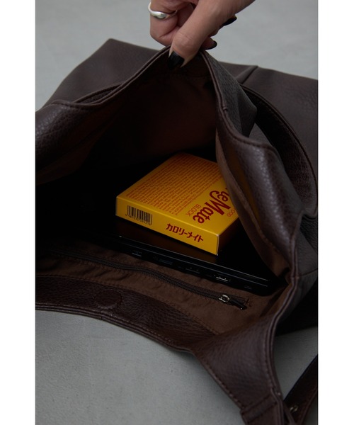 Riomiumiu ショルダーバッグ トートバッグ ブラウン 新品未使用 Riomiumiu ショルダーバッグ トートバッグ ブラウン 新品未使用 miumiu